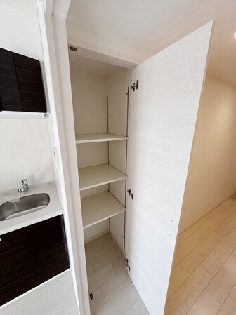 LOC’S Shonaidori(ロックスショウナイドオリ)の物件内観写真